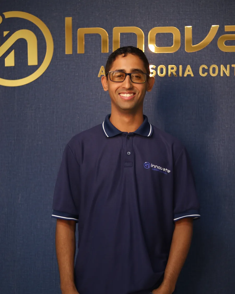 Profissional da equipe contábil da Innovate em Goiânia