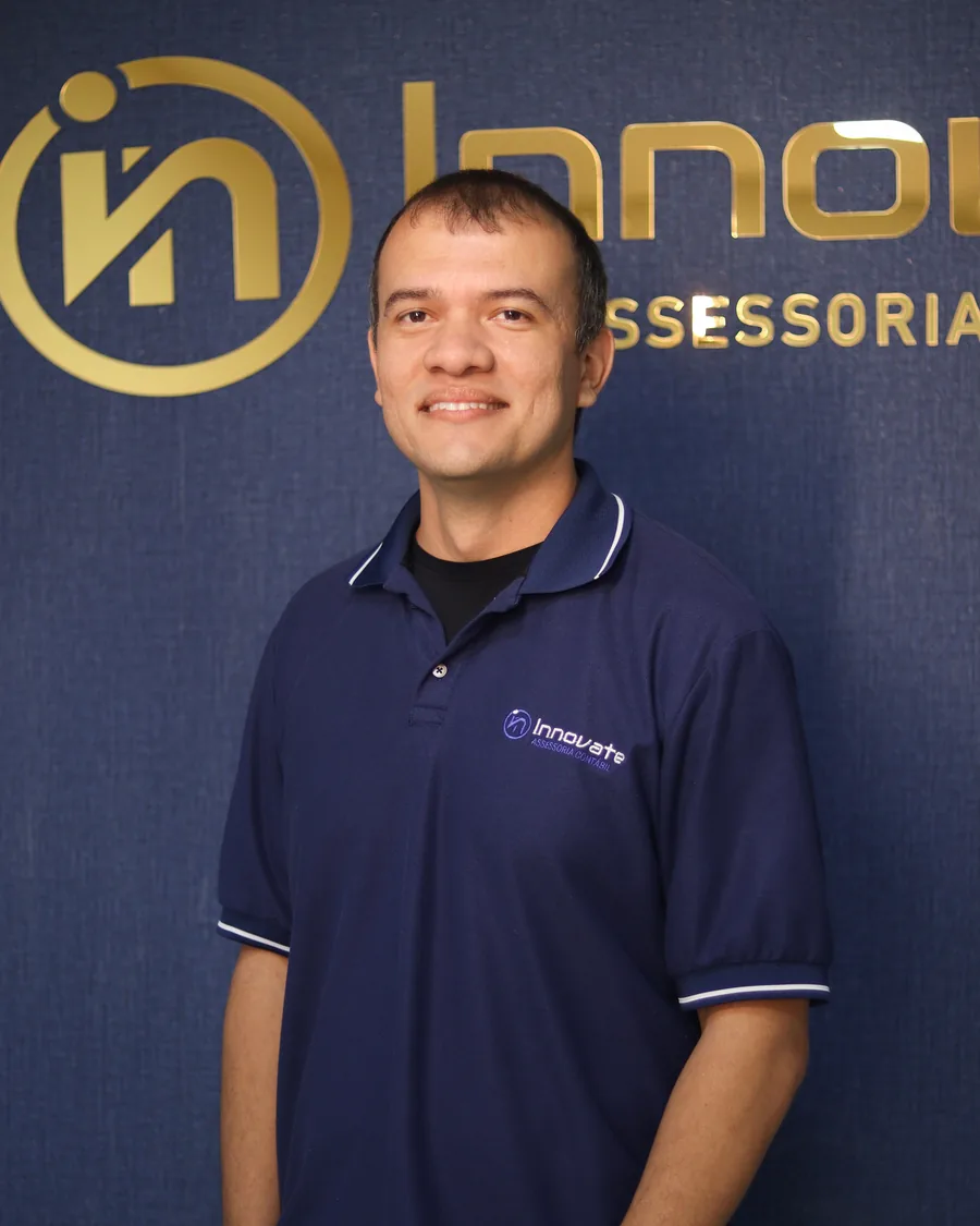 Profissional da equipe contábil da Innovate em Goiânia